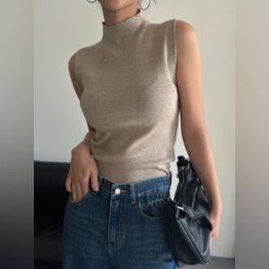 Sleeveless Beige Knit Top